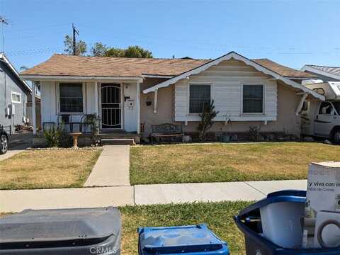 12432 212th Street, Lakewood, CA 90715