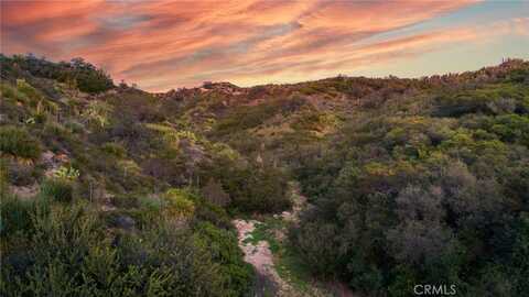 20061 Summit Trail Road, Trabuco Canyon, CA 92679