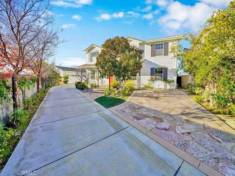 5415 E Full Moon Court, Anaheim Hills, CA 92807