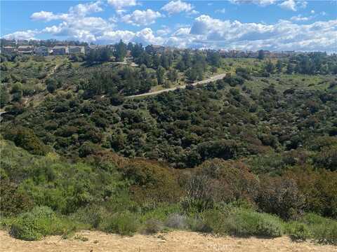 2 Coya Trail, Chatsworth, CA 91311