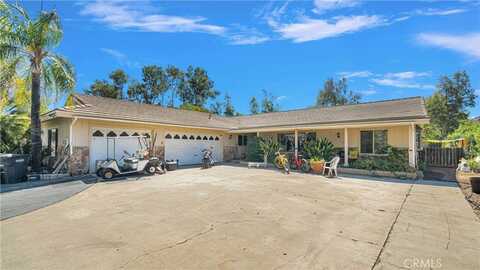 39450 Avenida Bizaro, Murrieta, CA 92562