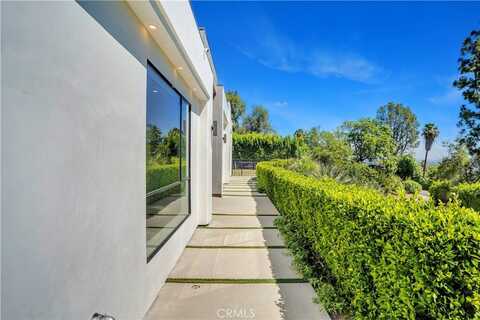 4737 Dunas Lane, Tarzana, CA 91356