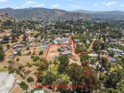 11464 Pinehurst Drive, Lakeside, CA 92040