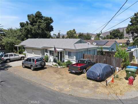 10403 Eldora Avenue, Sunland, CA 91040