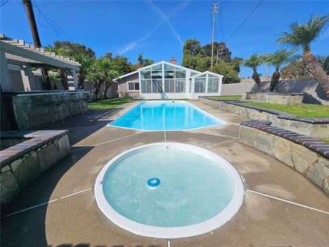 2350 Faust Avenue, Long Beach, CA 90815