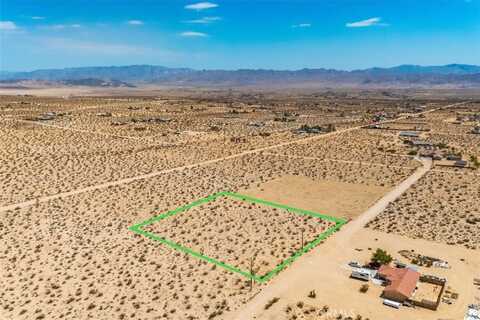 2183 Neptune Avenue, Joshua Tree, CA 92252