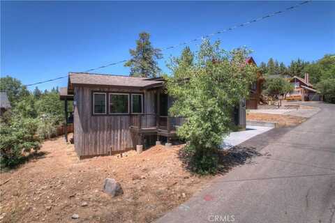 1028 Fawnskin Drive, Fawnskin, CA 92333