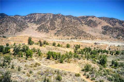 6 Grand Terrace Dr, Lebec, CA 93243