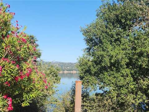 8139 Smith Point Road, Bradley, CA 93426