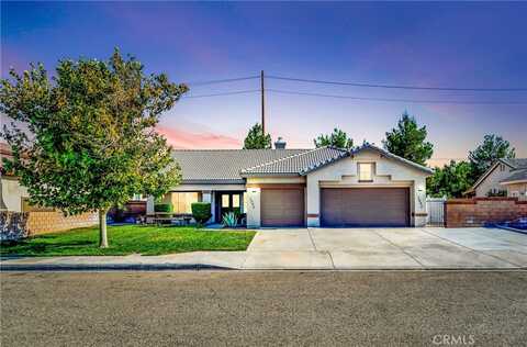 2040 W Avenue J7, Lancaster, CA 93536