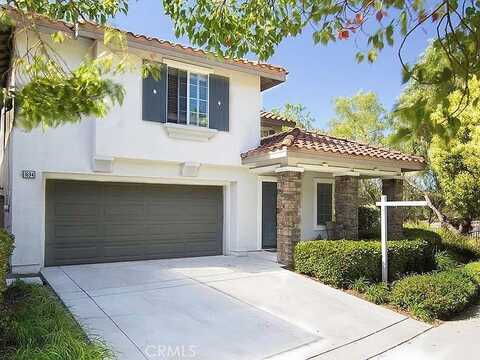 1694 Carriage Circle, Vista, CA 92081