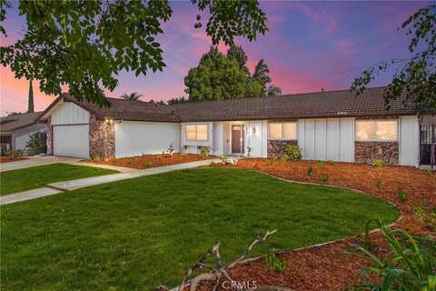 1423 Fernwood Drive, Redlands, CA 92374