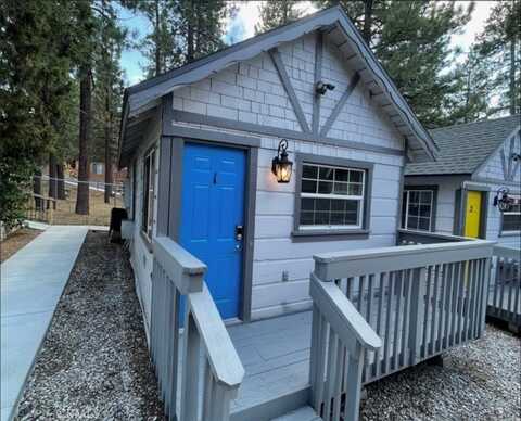 528 Cottage Lane, Big Bear Lake, CA 92315