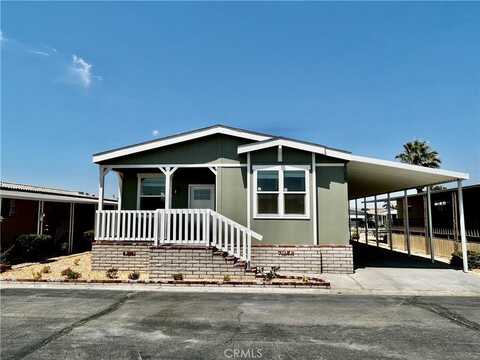 2205 W Acacia Ave, Hemet, CA 92545