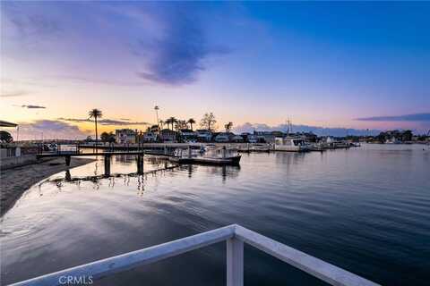 207 E Edgewater Avenue, Newport Beach, CA 92661