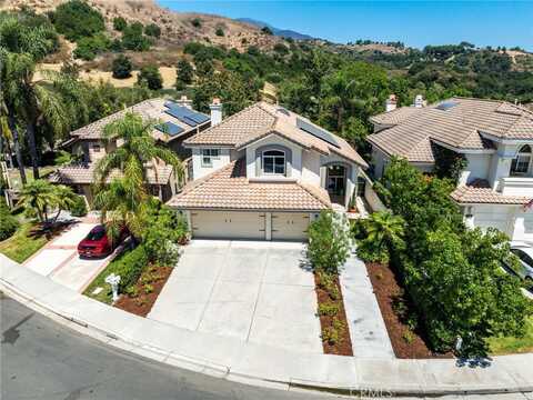 8 Mulberry Lane, Trabuco Canyon, CA 92679