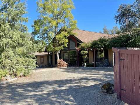 47780 Seminole Avenue, Coarsegold, CA 93614