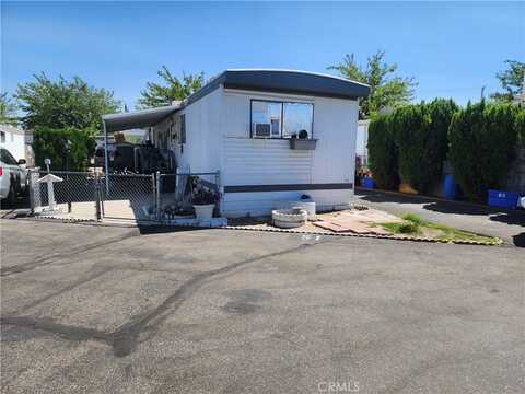 9241 C ave, Hesperia, CA 92345