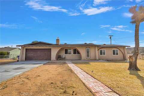 20809 Pine Ridge Avenue, Apple Valley, CA 92307