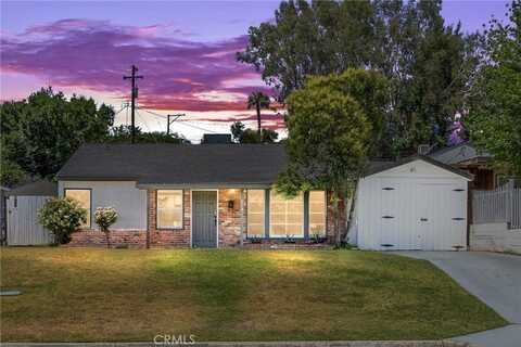 674 Skyline Avenue, Bakersfield, CA 93305