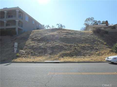 599 LONG HORN Drive, Canyon Lake, CA 92587