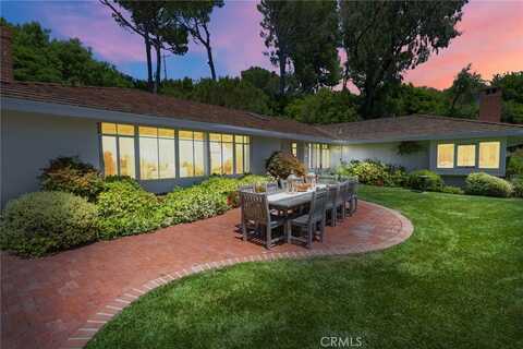 8 Quail Ridge Road S, Rolling Hills, CA 90274