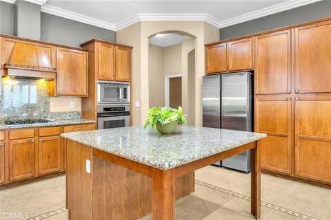 26743 Paddington Court, Murrieta, CA 92563