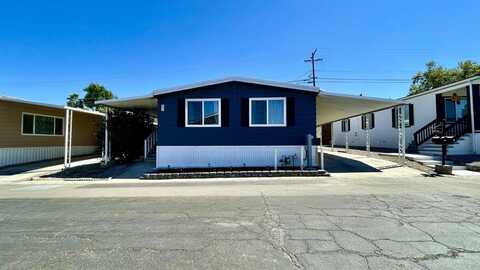 8701 Mesa Road, Santee, CA 92071