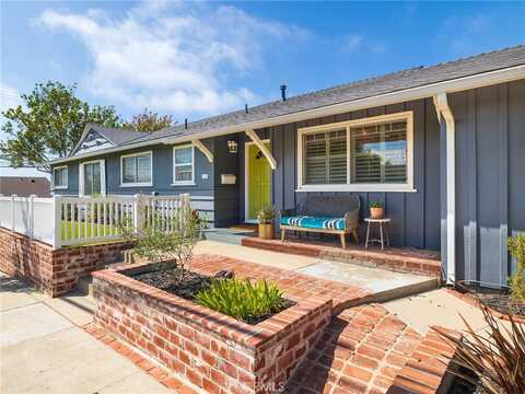 325 W Walnut Avenue, El Segundo, CA 90245