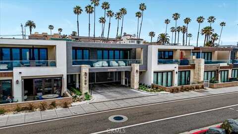 700 S The Strand, Oceanside, CA 92054