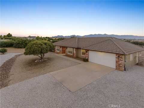 8422 Arrowhead Road, Phelan, CA 92371