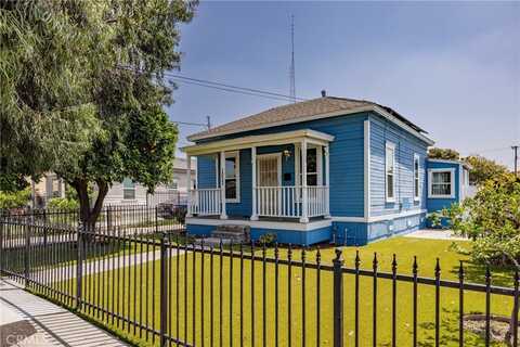 1033 N Custer Street, Santa Ana, CA 92701