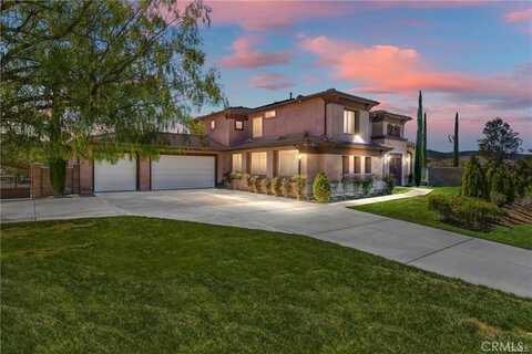 2136 Horse Trail Drive, Redlands, CA 92373