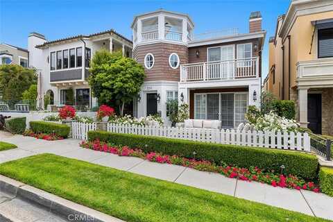 210 Narcissus Avenue, Corona del Mar, CA 92625