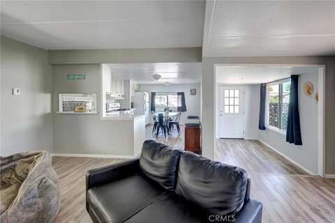 77 El Prado Lane, Oceanside, CA 92058