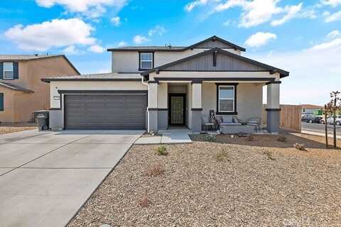 1452 S Orbit Circle, Hanford, CA 93230