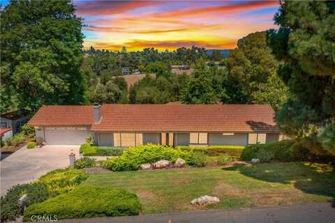 1004 Via Unidos, Fallbrook, CA 92028