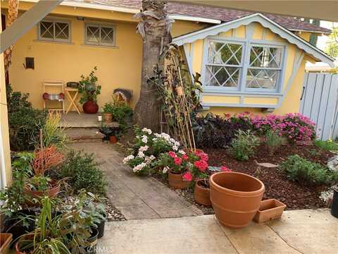 4943 Topanga Canyon Boulevard, Woodland Hills, CA 91364