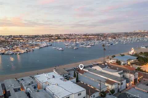 1809 W Bay Avenue, Newport Beach, CA 92663