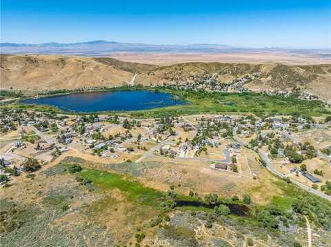 42701 Ranch Club Road, Lake Elizabeth, CA 93532