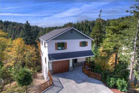 26146 Sky Ridge Drive, Twin Peaks, CA 92391