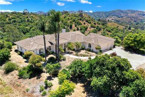 24801 Carancho Road, Temecula, CA 92590