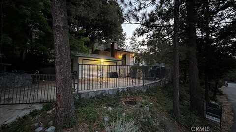 5217 Desert View Drive, Wrightwood, CA 92397