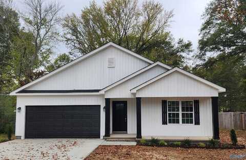 405 Cedar Street, Hartselle, AL 35640