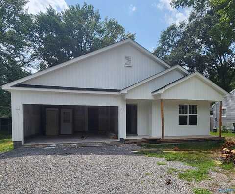 405 Cedar Street, Hartselle, AL 35640