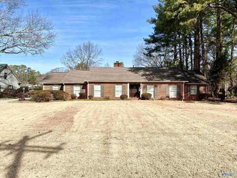 2006 Brookmeade Road SE, Decatur, AL 35601