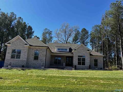 18 Bluff Creek, Huntsville, AL 35803