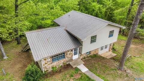 320 Horseshoe Circle SW, Fort Payne, AL 35967