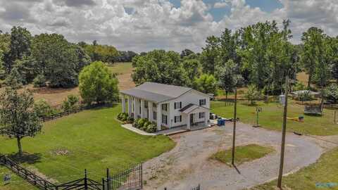 249 Mcallister Lane, Albertville, AL 35950