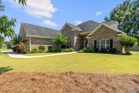 3116 Tenker Creek Lane SE, Owens Cross Roads, AL 35763